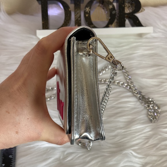 ❤️ Dior Small Cosmetic Bag With Chain ❤️ - Picture 9 of 15